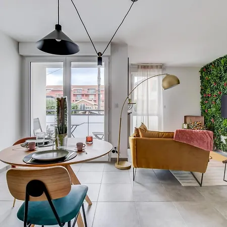Oiqia Bonnefoy ~ Appartement 1 Chambre Avec Balcon Toulouse Exterior photo